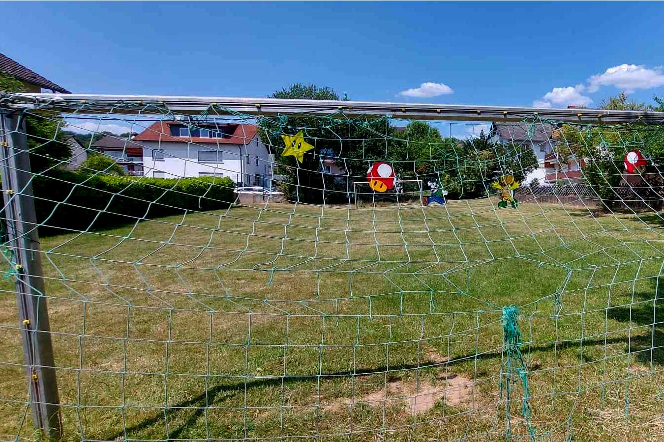 Sommerfest 2023 Dekoration im Fußballtor