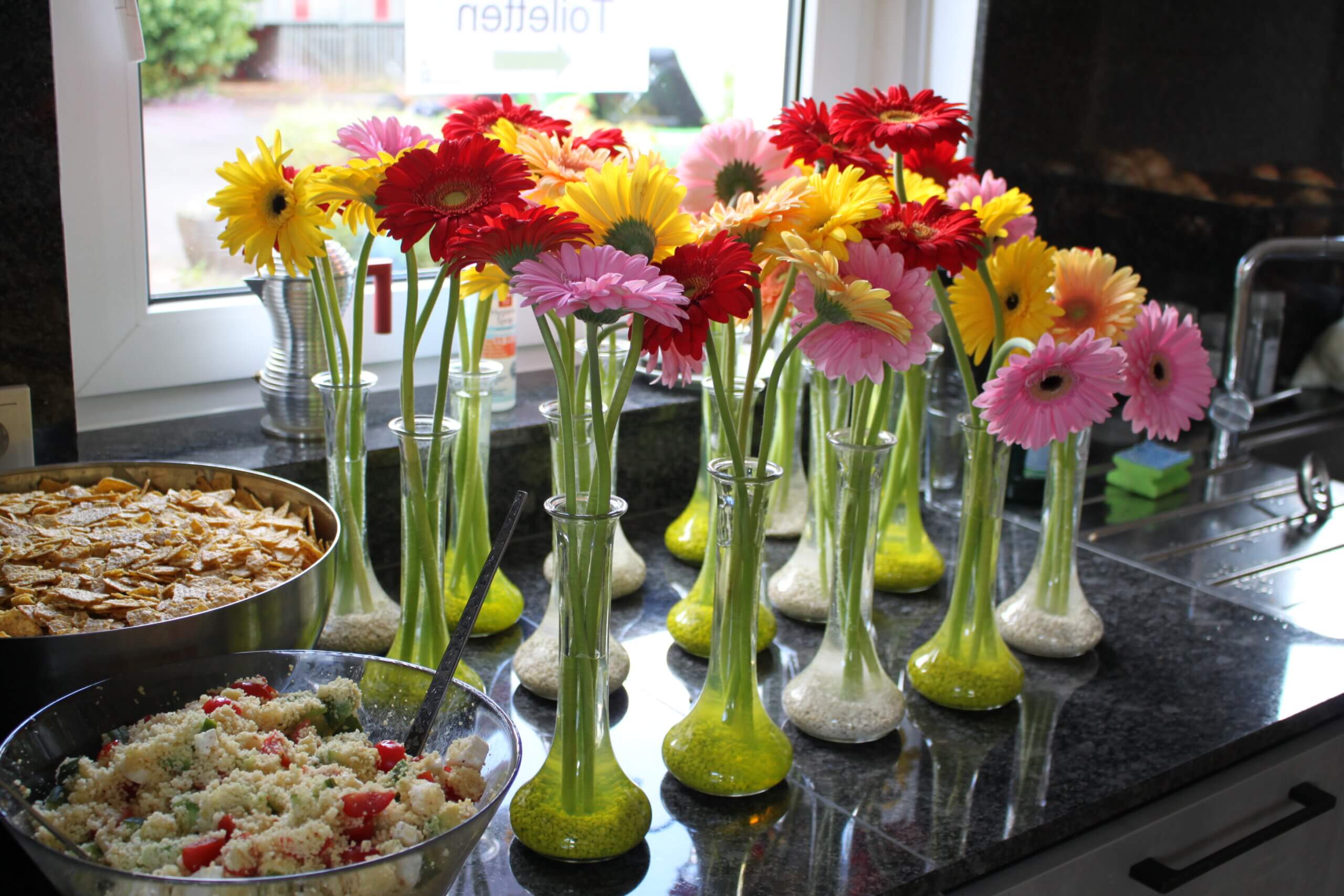 Blumen zur Dekoration unserer Party.