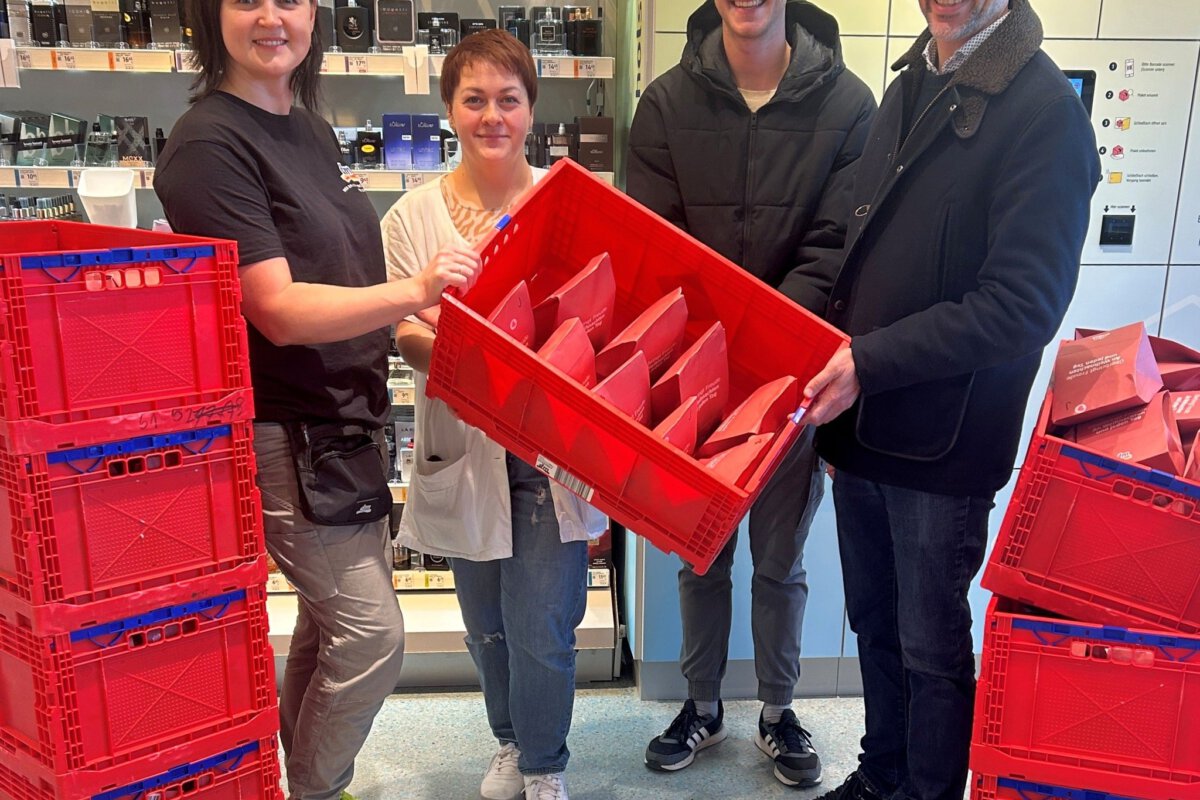 Spendenaktion zur Weihnachtszeit dm-Filiale Lich & ESTA 🙂